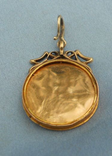 A Jean Petitot Louis XIV Enamel Pendant? - Art of Mourning