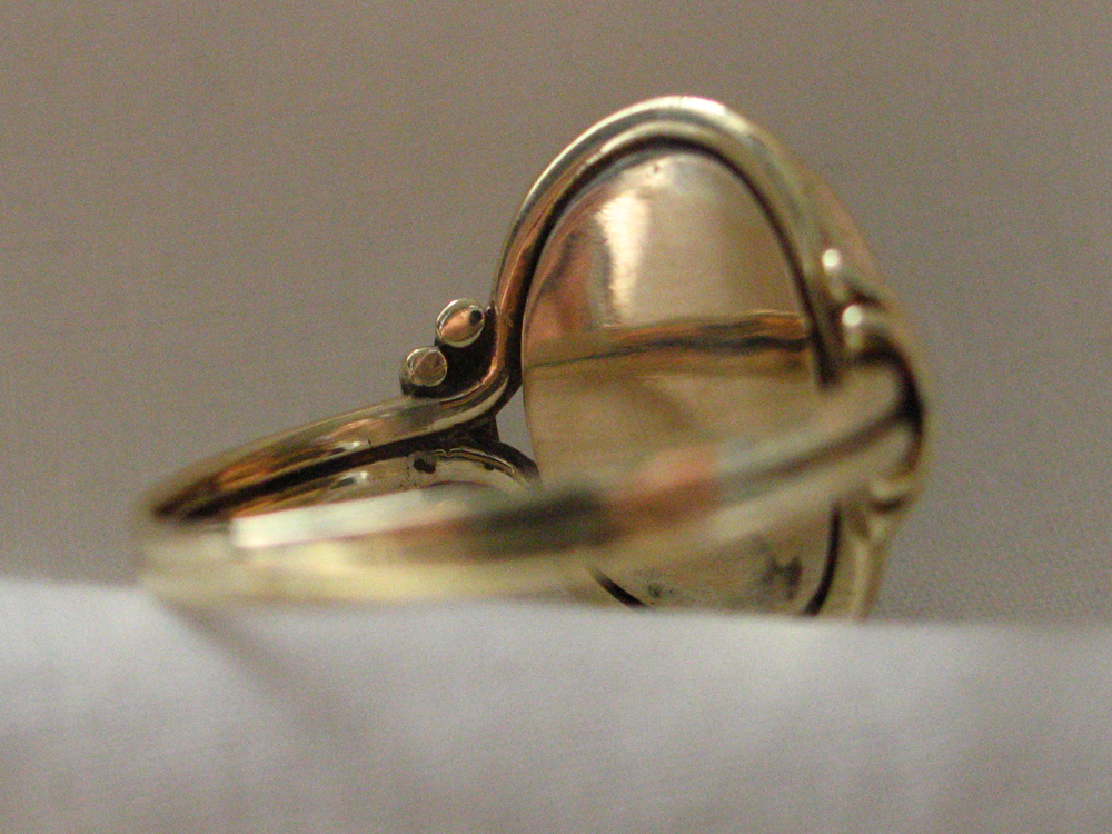 Urn Willow Onyx Mourning Ring