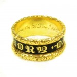 Mourning Ring, 18ct Gold and Enamel, Hallmarked London 18ct Gold Dated 1827 inscribed with "Wm (William) Wrightson ob 26 Dec. 1827 At 75"