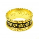 Mourning Ring, 18ct Gold and Enamel, Hallmarked London 18ct Gold Dated 1827 inscribed with "Wm (William) Wrightson ob 26 Dec. 1827 At 75"