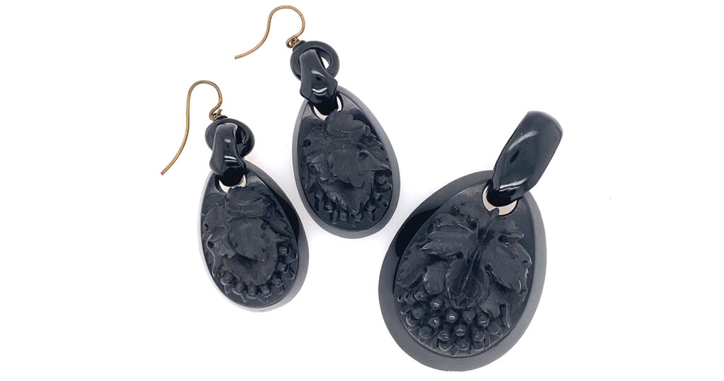 Whitby Jet Museum grape earrings and pendant c.1870