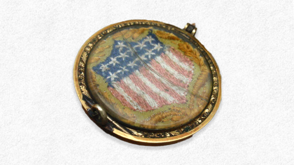 Image courtesy of worldeccentricitycharm.com/blogs/news/american-flags-in-costume-jewelry.